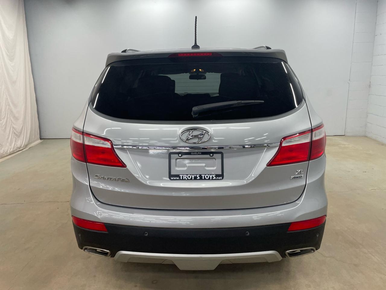 2013 Hyundai Santa Fe XL Photo5