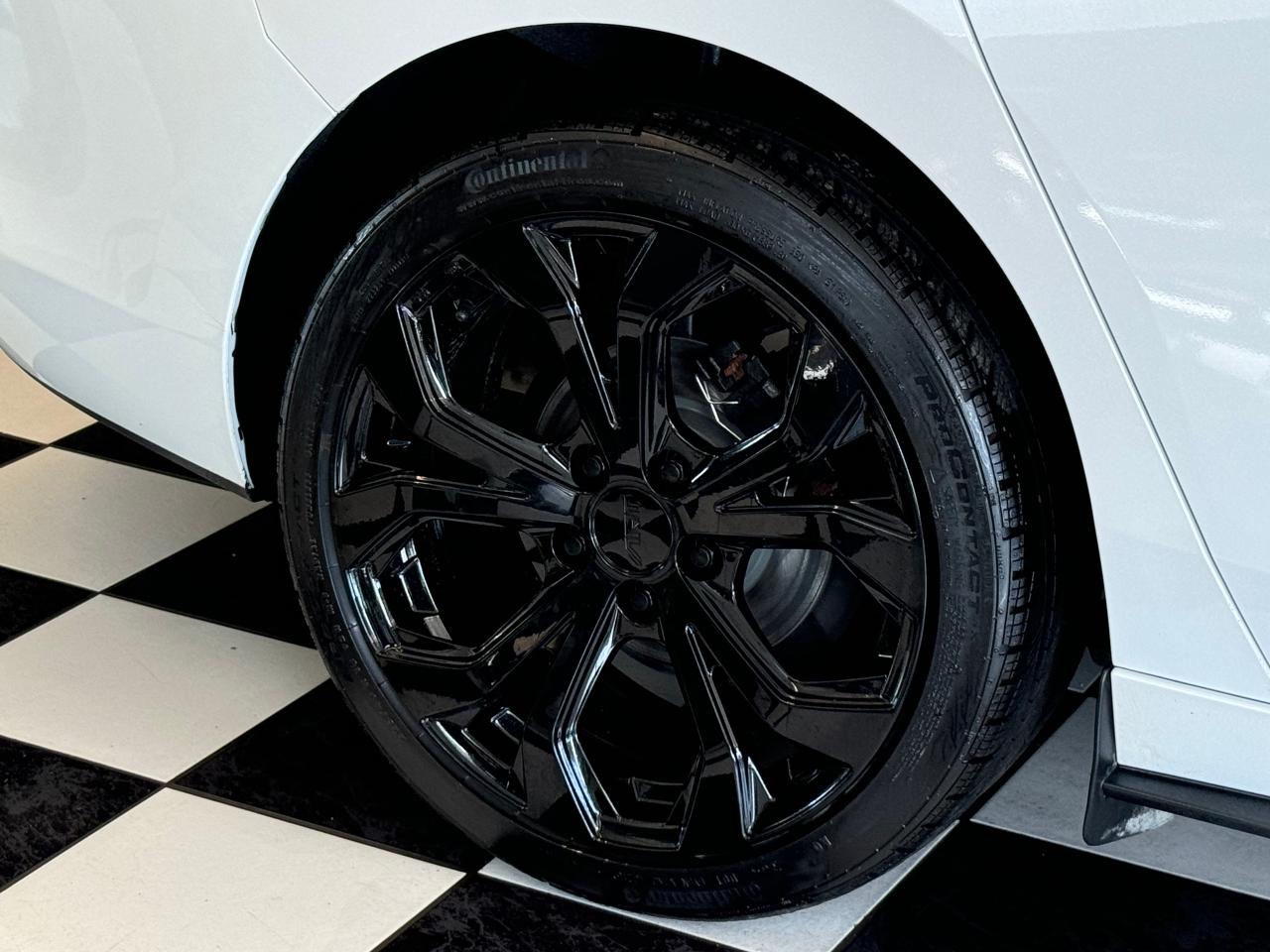 2019 Mazda MAZDA3 GS+New Brakes+Adaptive Cruise+Tinted+Clean Carfax Photo114