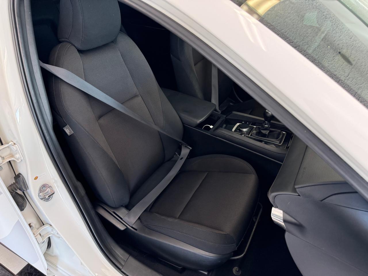 2019 Mazda MAZDA3 GS+New Brakes+Adaptive Cruise+Tinted+Clean Carfax Photo24