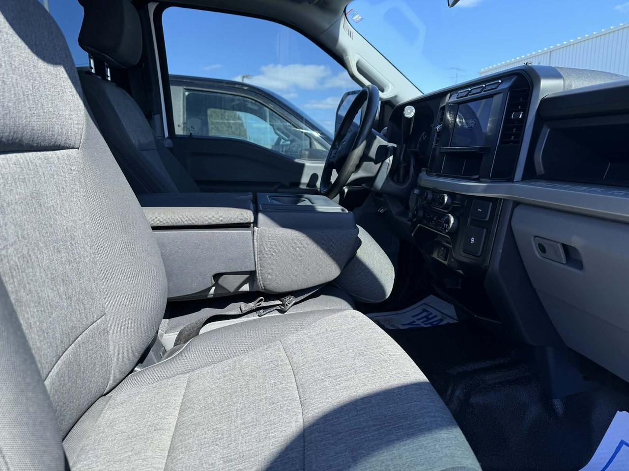 2024 Ford F-250 Super Duty SRW XL Photo