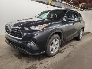 Used 2021 Toyota Highlander LEAWD, Power Seat, Heated Seats, Radar Cruise, CarPlay + Android, Rear Camera, Alloy Wheels & more! for sale in Guelph, ON
