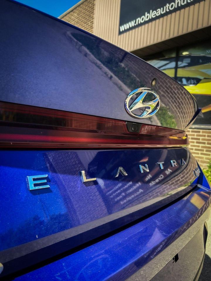 2021 Hyundai Elantra Preferred Photo4