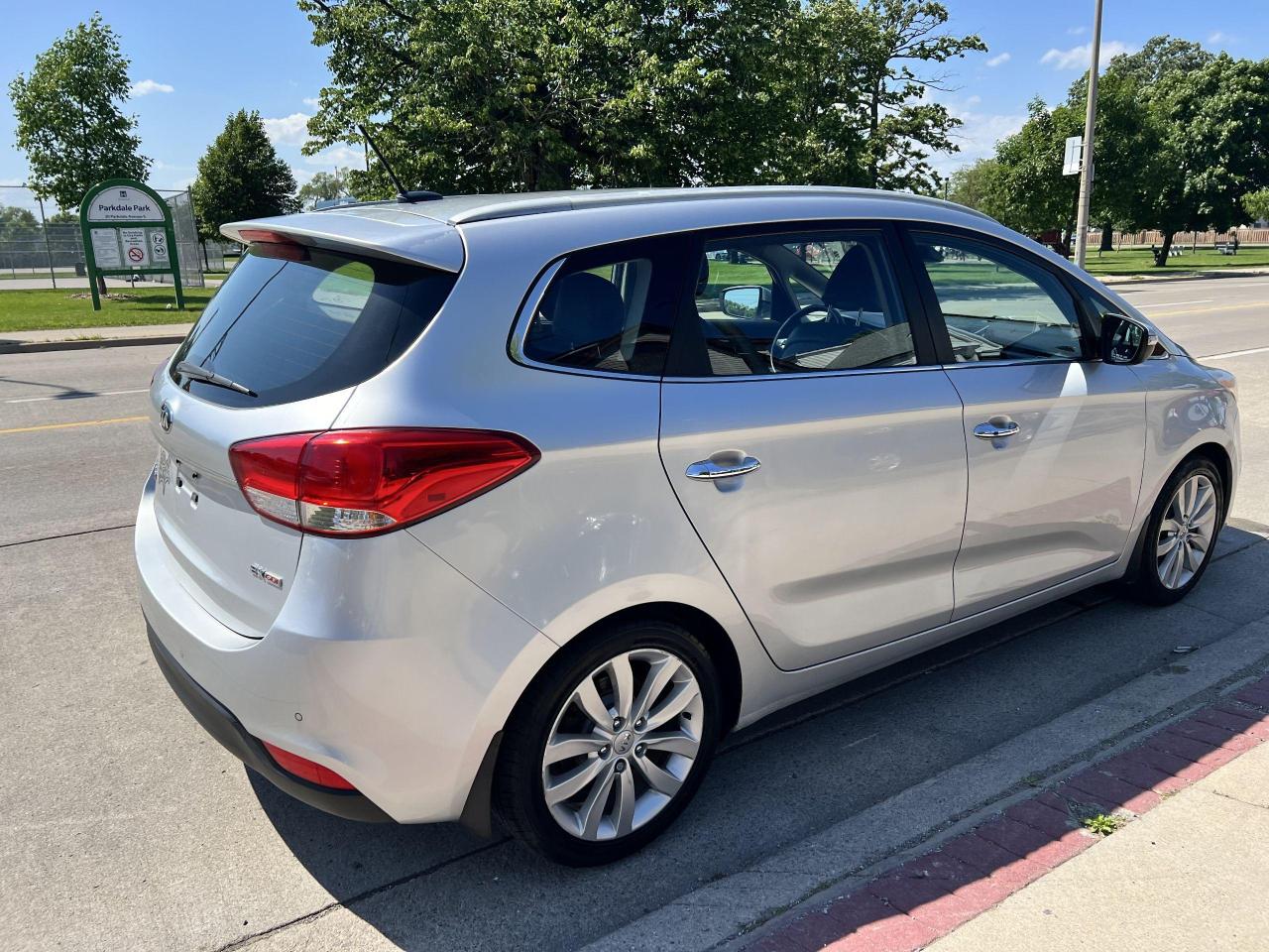 2016 Kia Rondo 4dr Wgn Auto EX - Photo #10