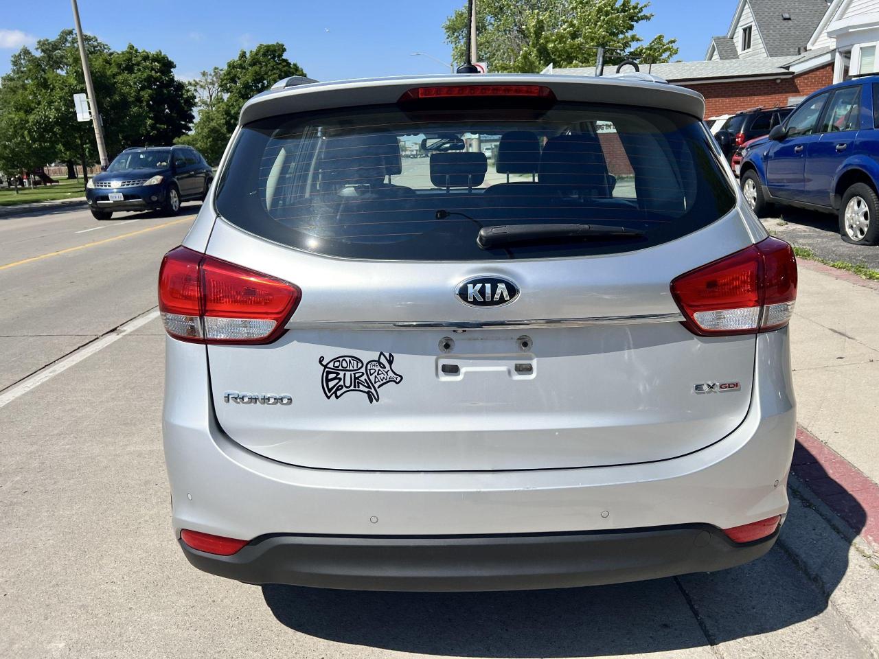 2016 Kia Rondo 4dr Wgn Auto EX - Photo #11
