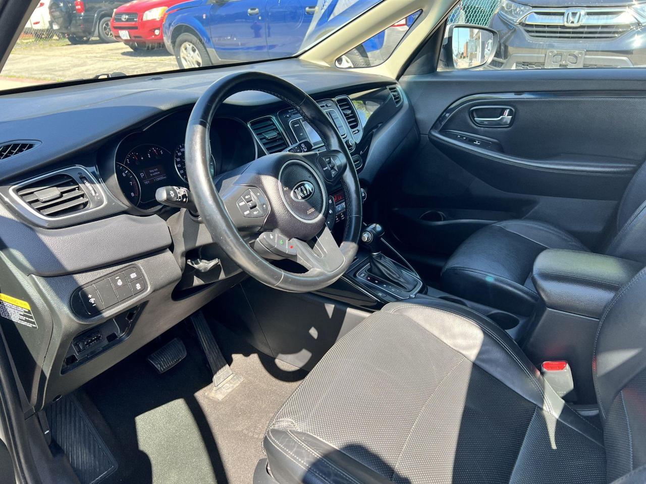 2016 Kia Rondo 4dr Wgn Auto EX - Photo #16