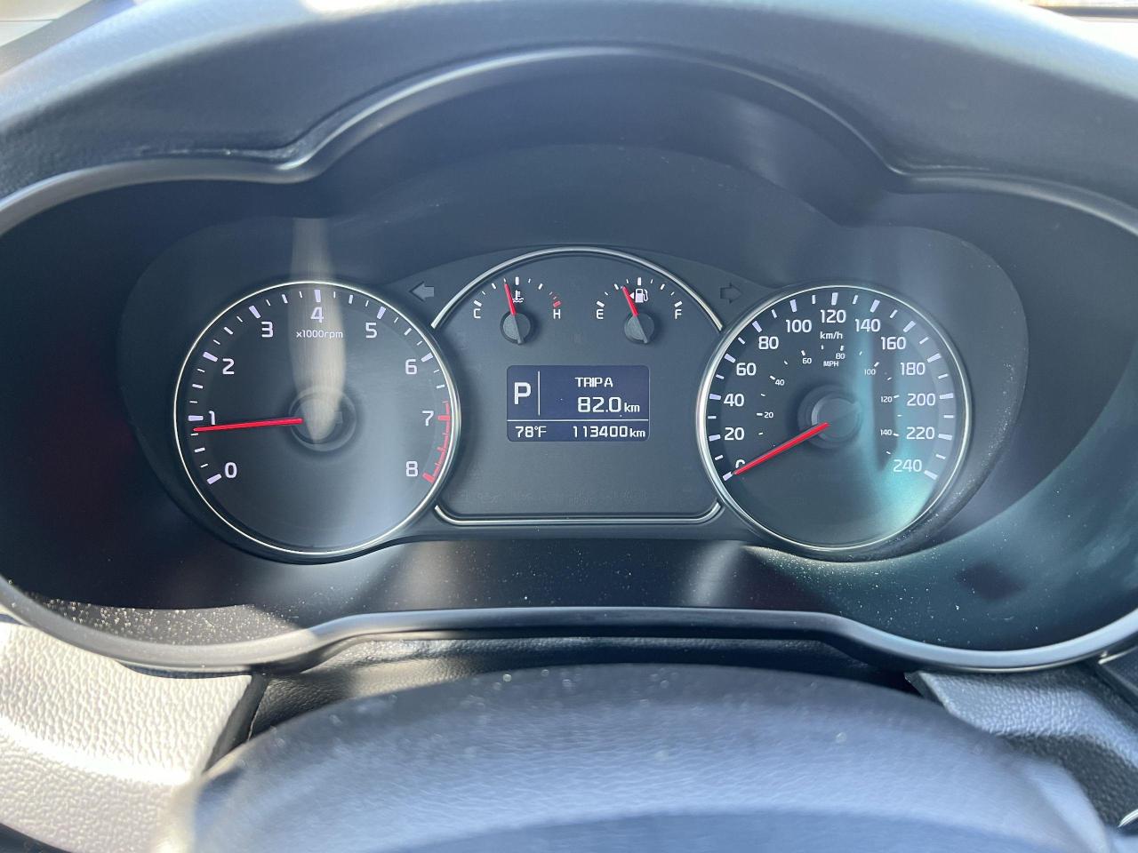 2016 Kia Rondo 4dr Wgn Auto EX - Photo #23