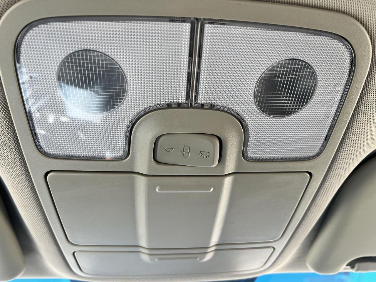 2016 Kia Rondo 4dr Wgn Auto EX - Photo #30