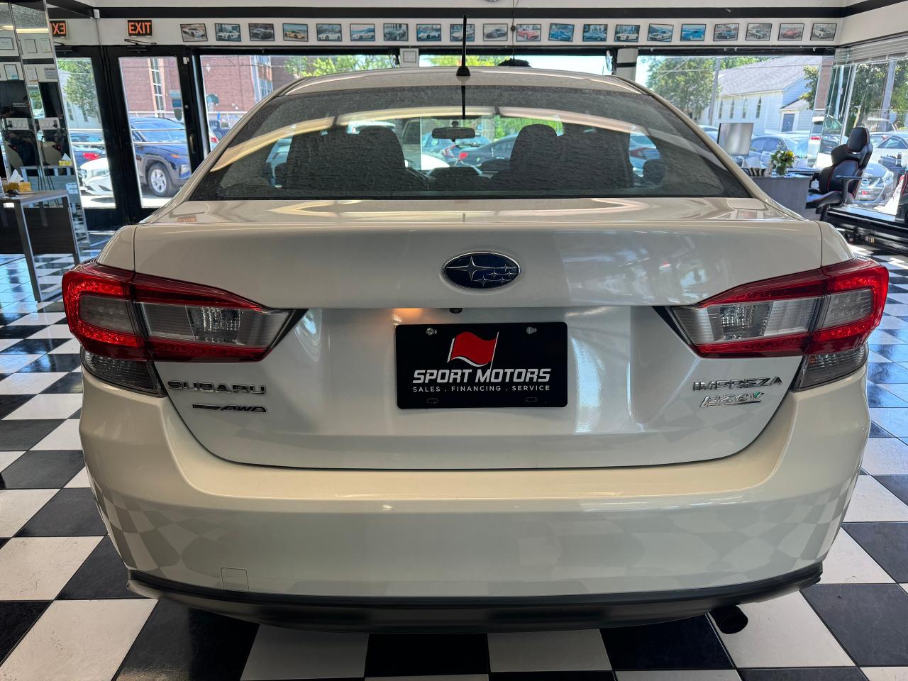 2017 Subaru Impreza AWD+New Tires+Tinted+ApplePlay+Camera - Photo #4