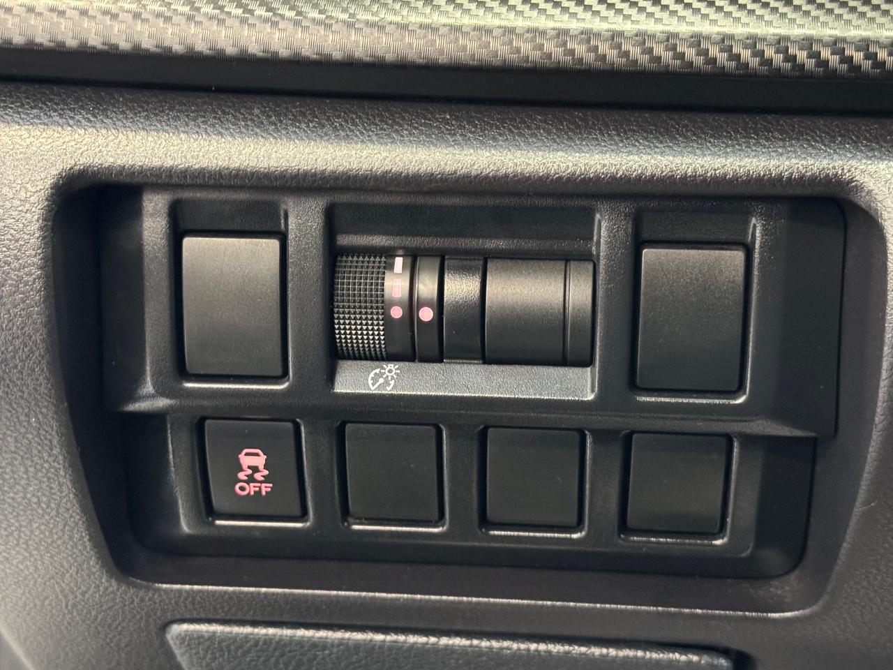 2017 Subaru Impreza AWD+New Tires+Tinted+ApplePlay+Camera Photo108