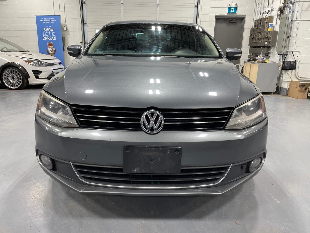 2013 Volkswagen Jetta 4dr 2.0T TDI DSG Highline Photo