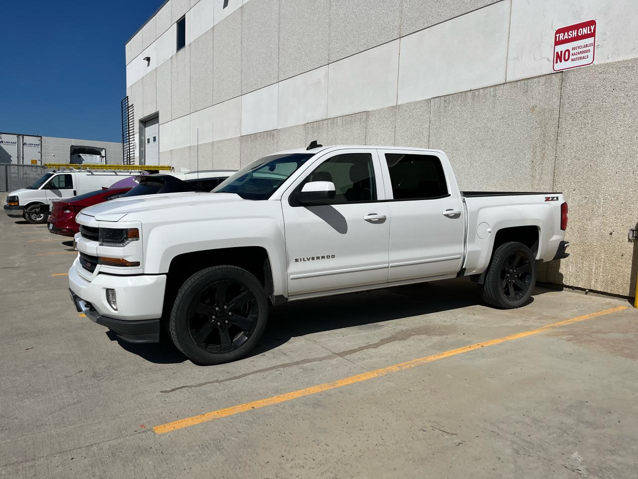 2016 Chevrolet Silverado 1500 4WD Crew Cab 143.5" LT w/2LT