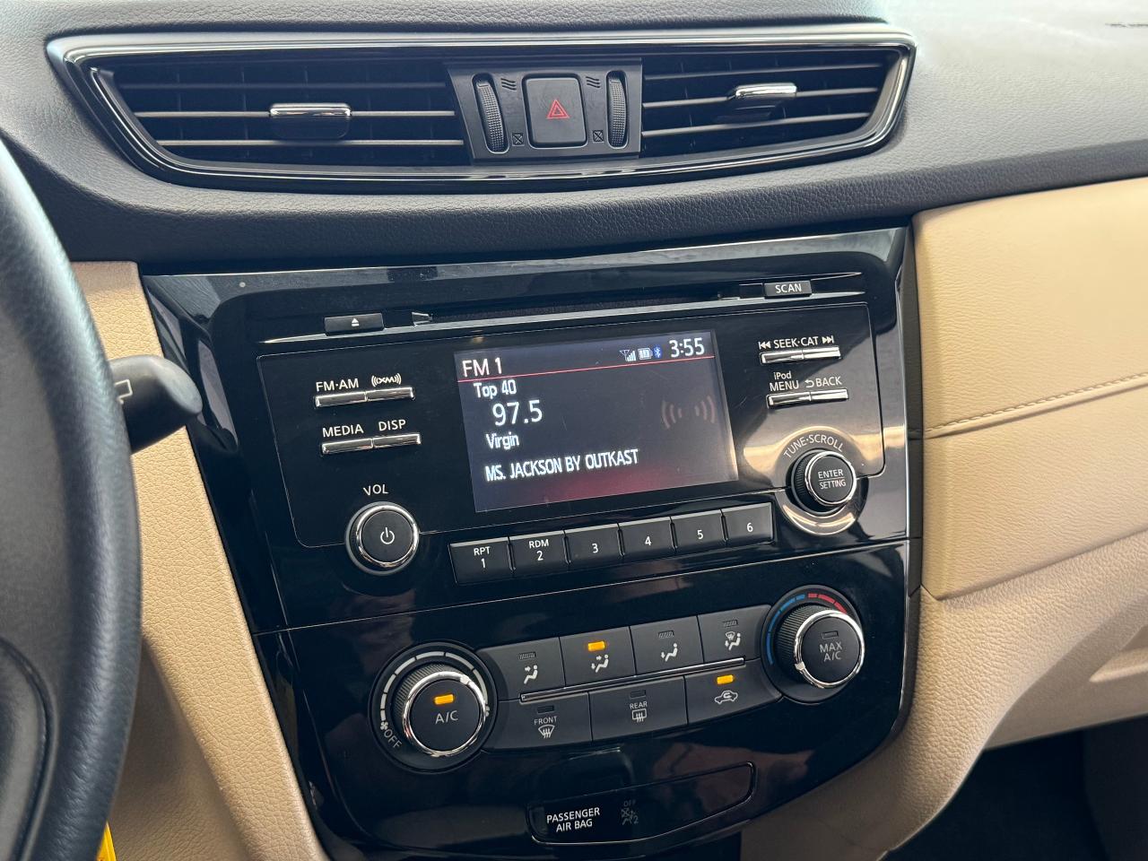 2017 Nissan Rogue SV+Camera+Heated Seats+A/C+CLEAN CARFAX - Photo #8