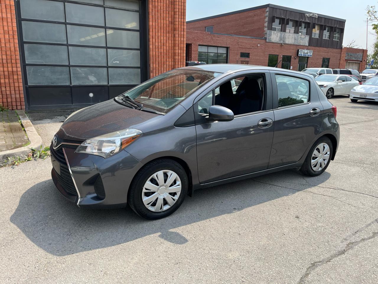 2015 Toyota Yaris 5dr HB Auto - Photo #1