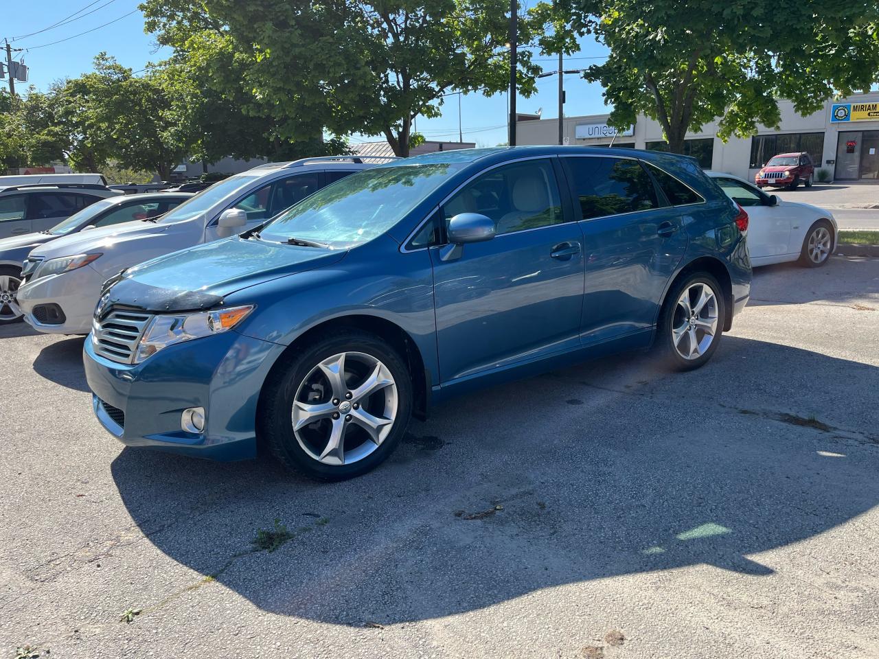 2012 Toyota Venza V6 - Photo #1