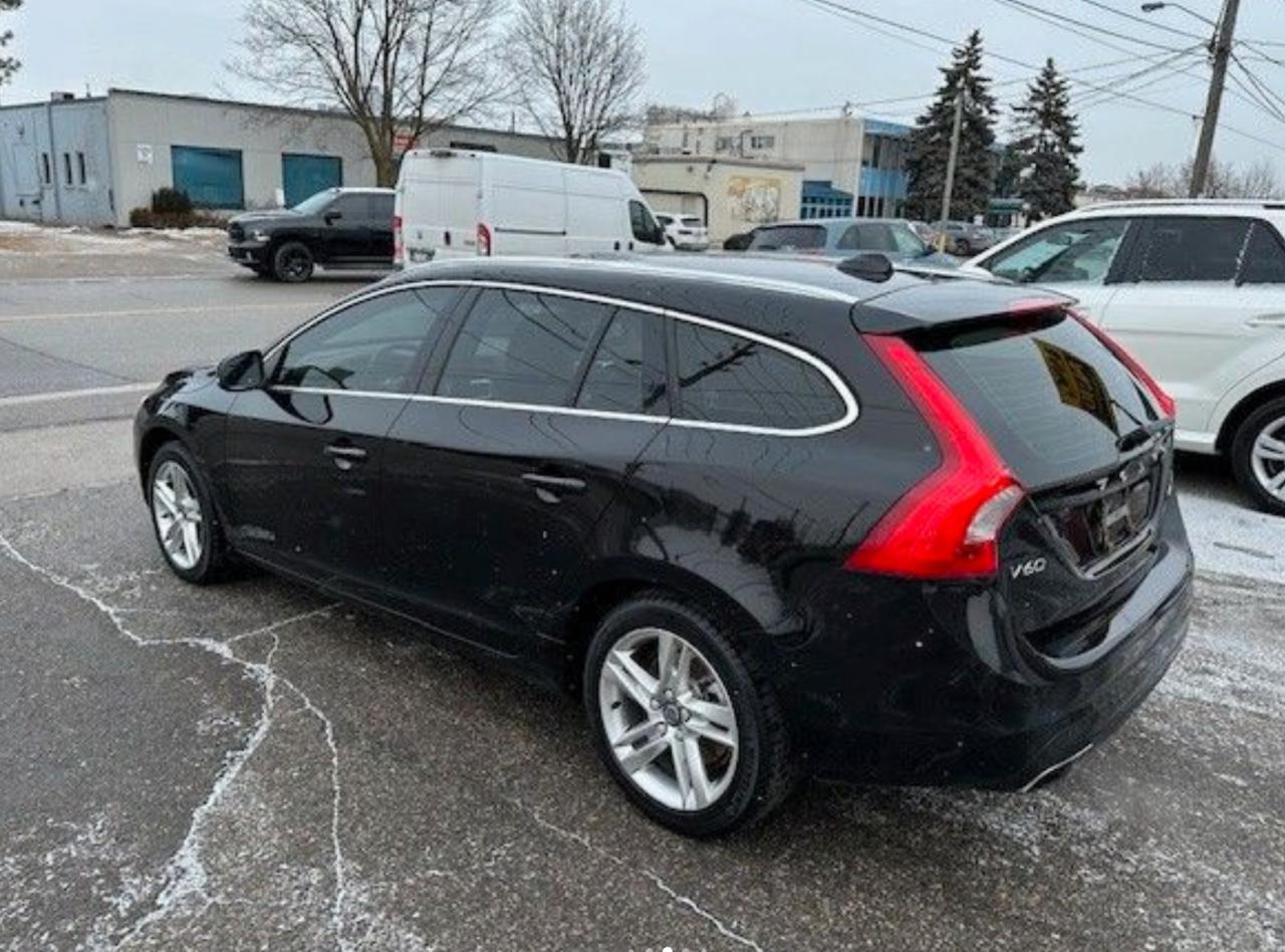 Used 2015 Volvo V60 2015.5 4dr Wgn T5 Drive-E Premier Plus FWD for sale in Toronto, ON