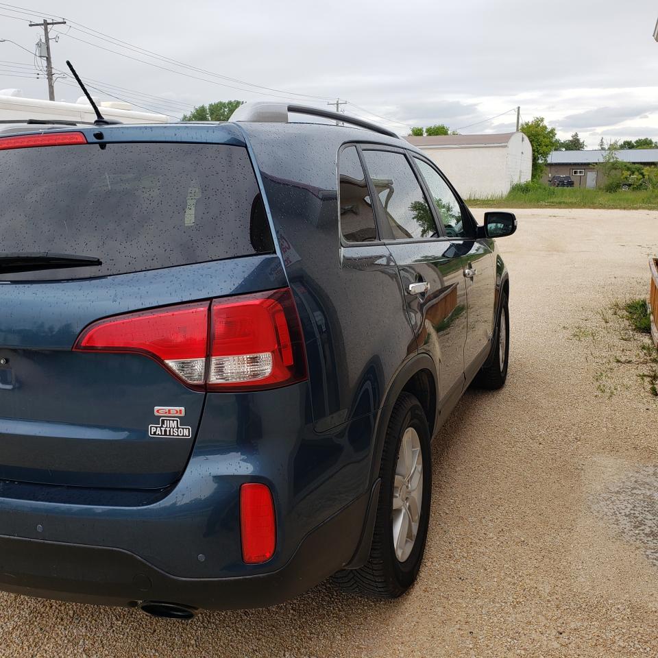 2014 Kia Sorento AWD | V-6 | Accident-Free| Low Km - Photo #19