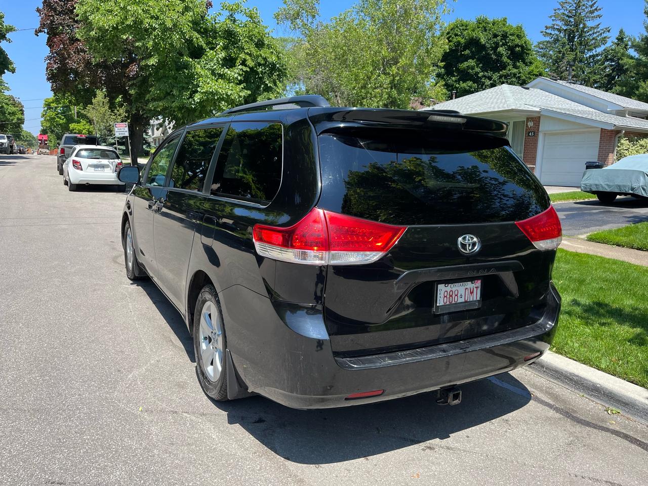 2012 Toyota Sienna CE Photo