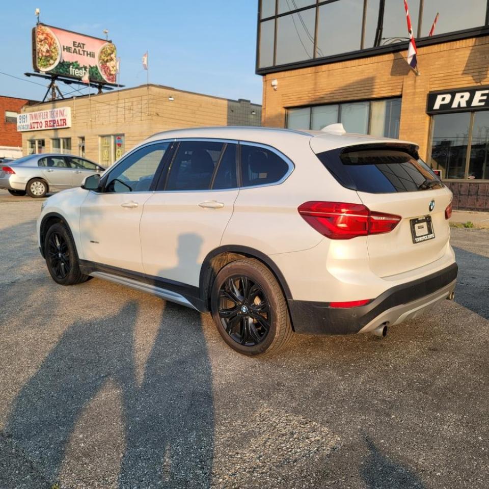 2018 BMW X1 xDrive28i - Photo #5