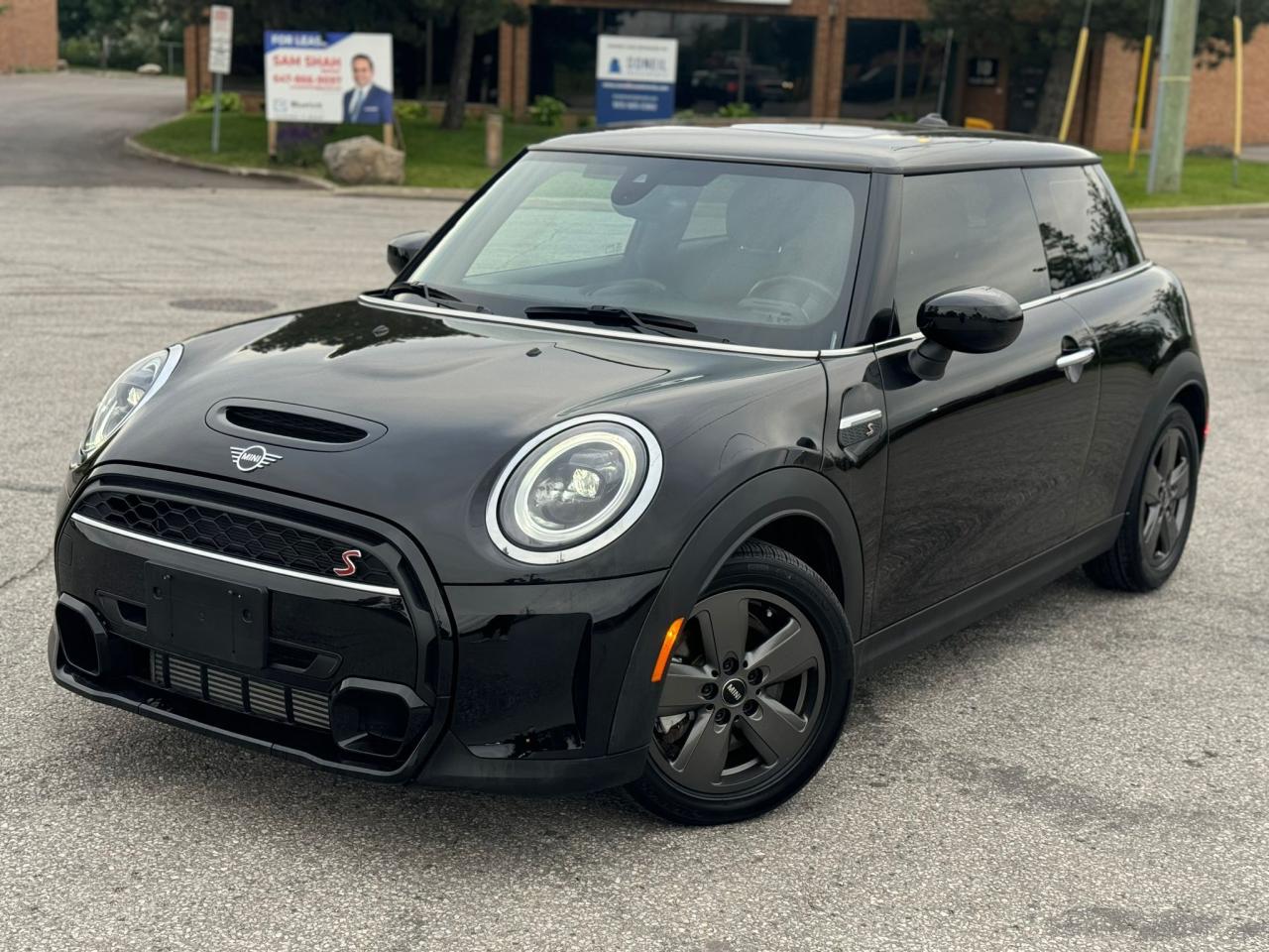 Used 2022 MINI Cooper Cooper S for sale in Brampton, ON