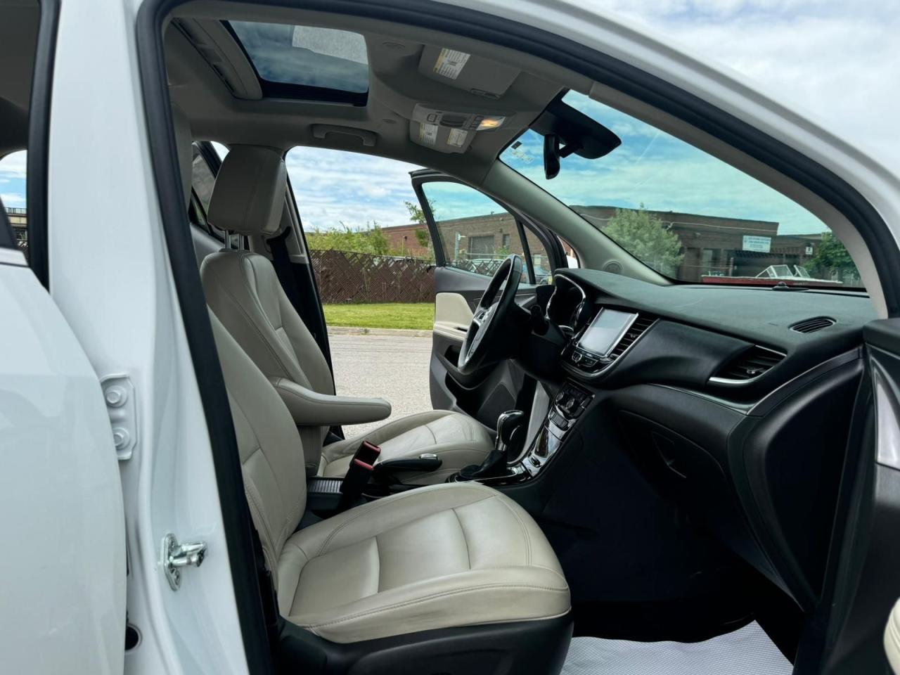 2018 Buick Encore Essence - Photo #9