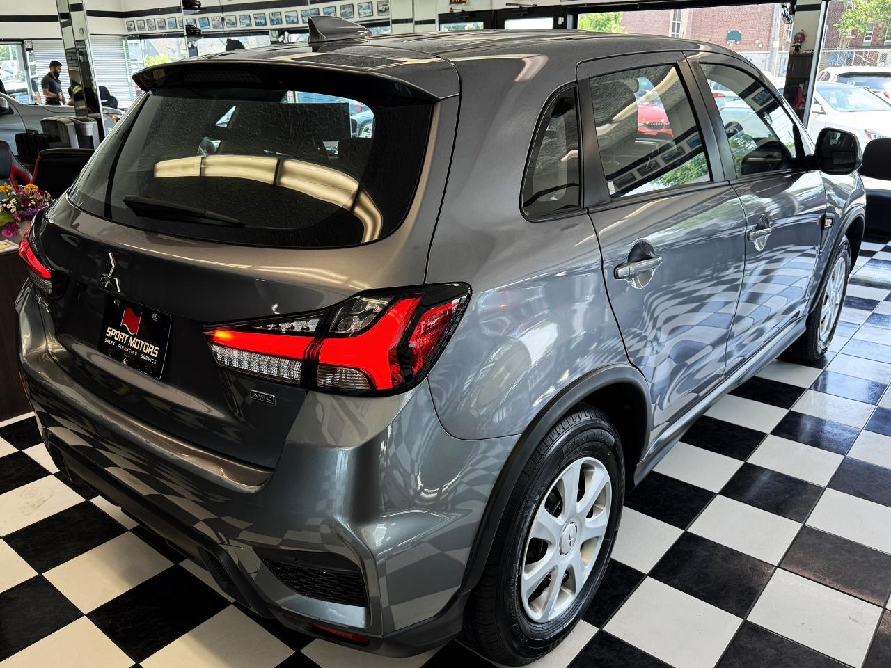 2020 Mitsubishi RVR ES AWC+New Tires+ApplePlay+Camera+CLEAN CARFAX - Photo #4