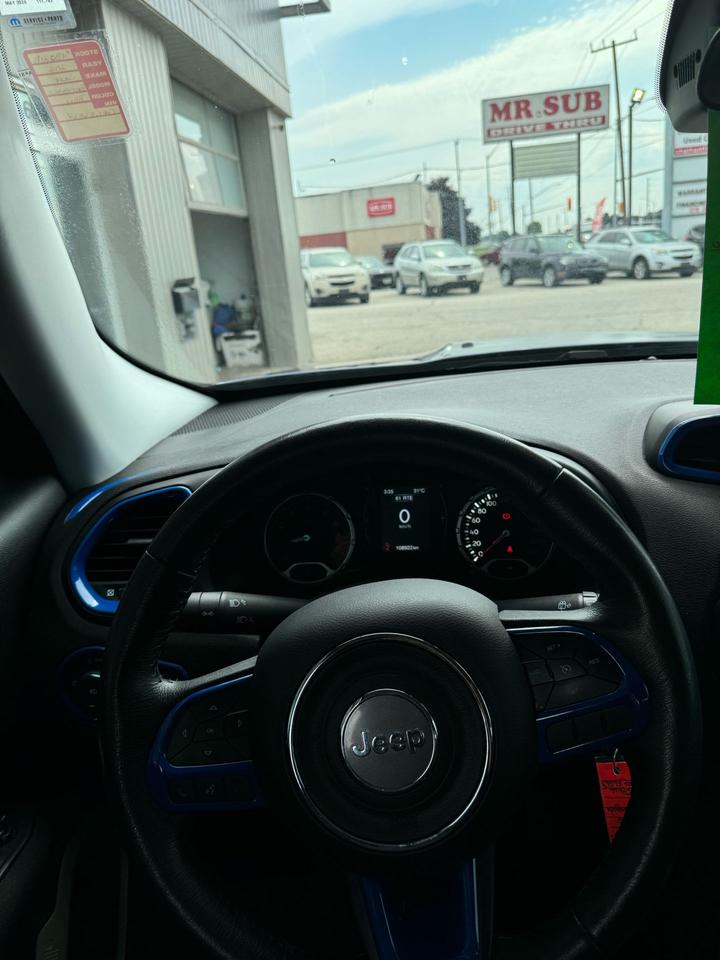 2016 Jeep Renegade North Photo