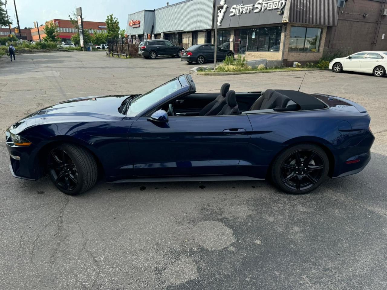 2020 Ford Mustang EcoBoost - Photo #9