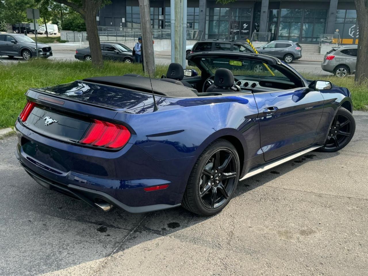 2020 Ford Mustang EcoBoost - Photo #8