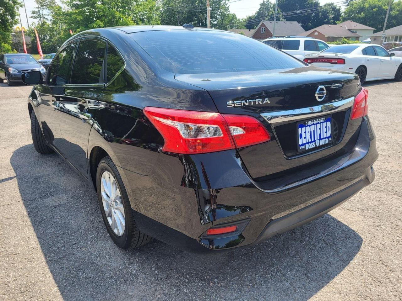 2017 Nissan Sentra SV Photo2