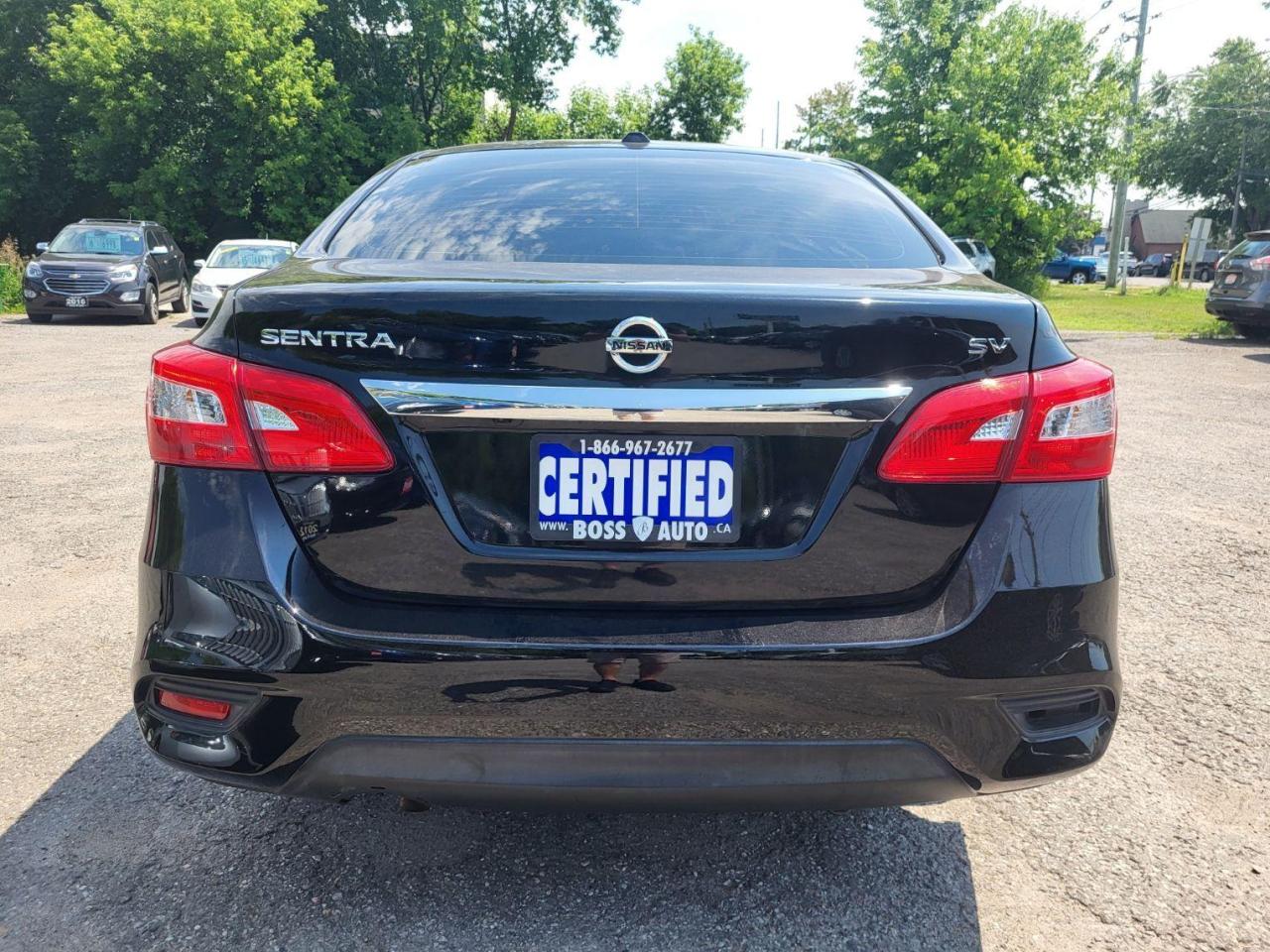 2017 Nissan Sentra SV Photo3