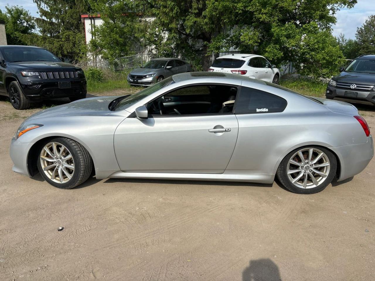 2011 Infiniti G37 X - Photo #4