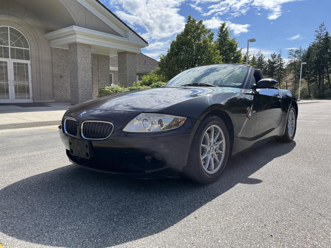 Used 2003 BMW Z4 2.5i for sale in West Kelowna, BC