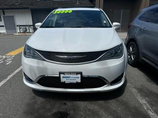 Used 2018 Chrysler Pacifica Touring L Plus for sale in Surrey, BC