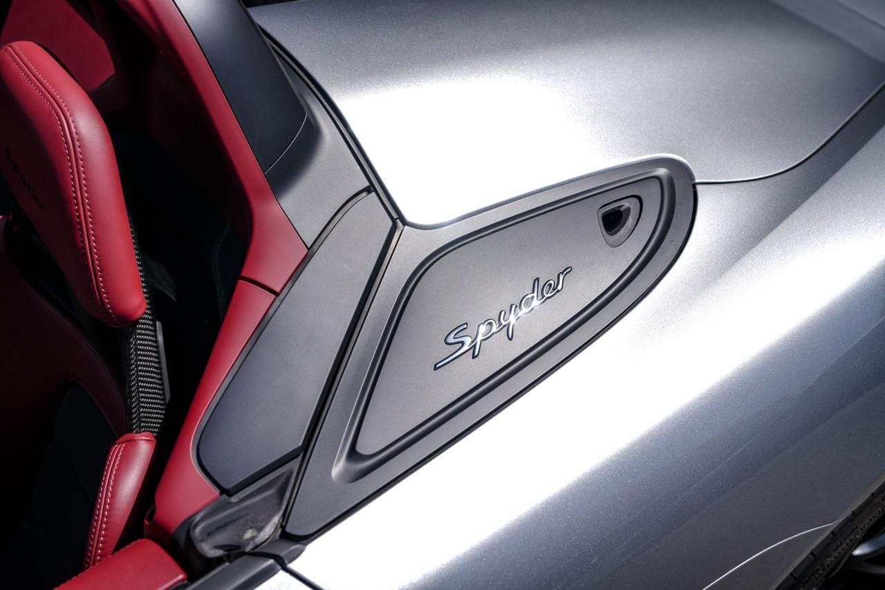 2022 Porsche Boxster Spyder 4.0 - Photo #12