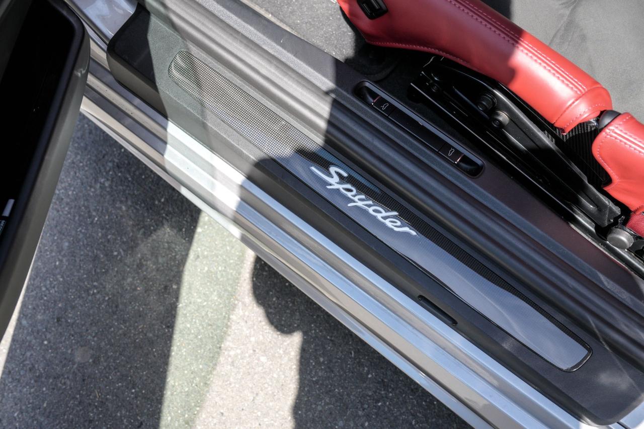 2022 Porsche Boxster Spyder 4.0 - Photo #16