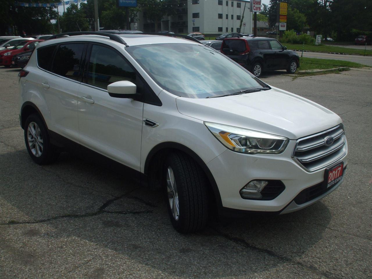 2017 Ford Escape SE,Leather,Sunroof,GPS,Bluetooth,Certified,Alloys - Photo #7