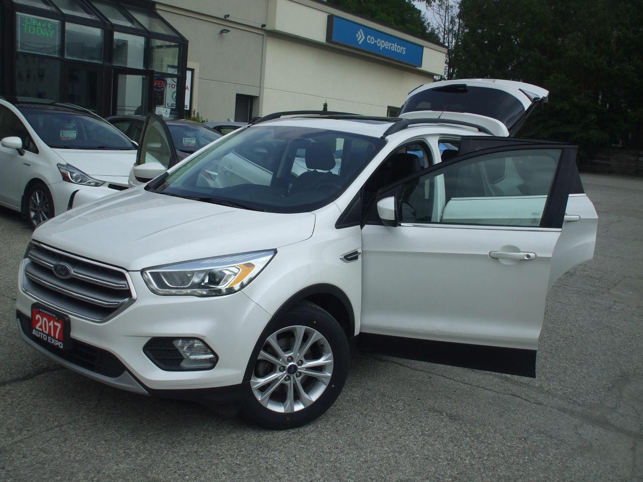 2017 Ford Escape SE,Leather,Sunroof,GPS,Bluetooth,Certified,Alloys - Photo #18