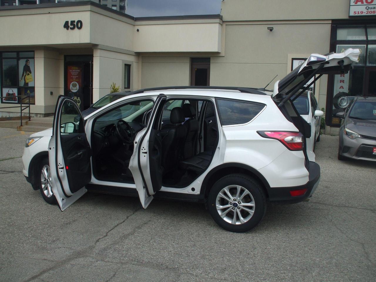 2017 Ford Escape SE,Leather,Sunroof,GPS,Bluetooth,Certified,Alloys - Photo #19