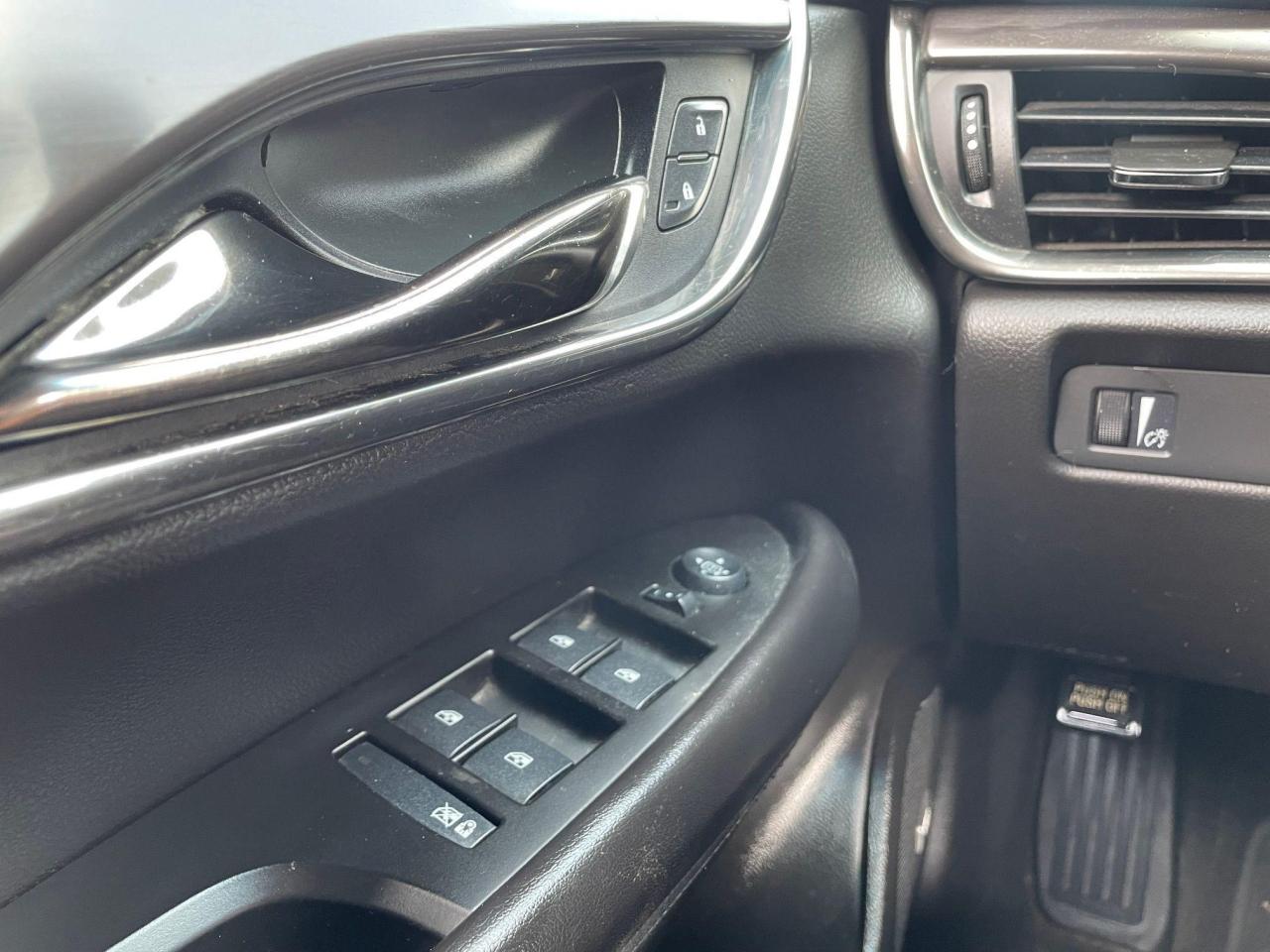 2013 Cadillac ATS 2.0 Turbo *SUNROOF, HEATED LEATHER SEATS, SAFETY* - Photo #11
