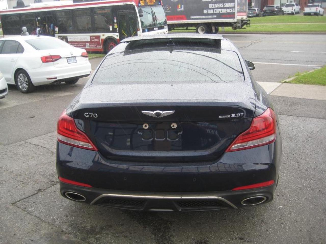 2021 Genesis G70 3.3T/AWD/SERVICE RECORDS/HUD - Photo #8