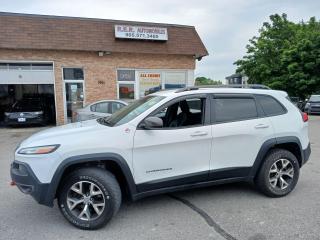 Used 2015 Jeep Cherokee 4WD 4dr Trailhawk for sale in Oshawa, ON