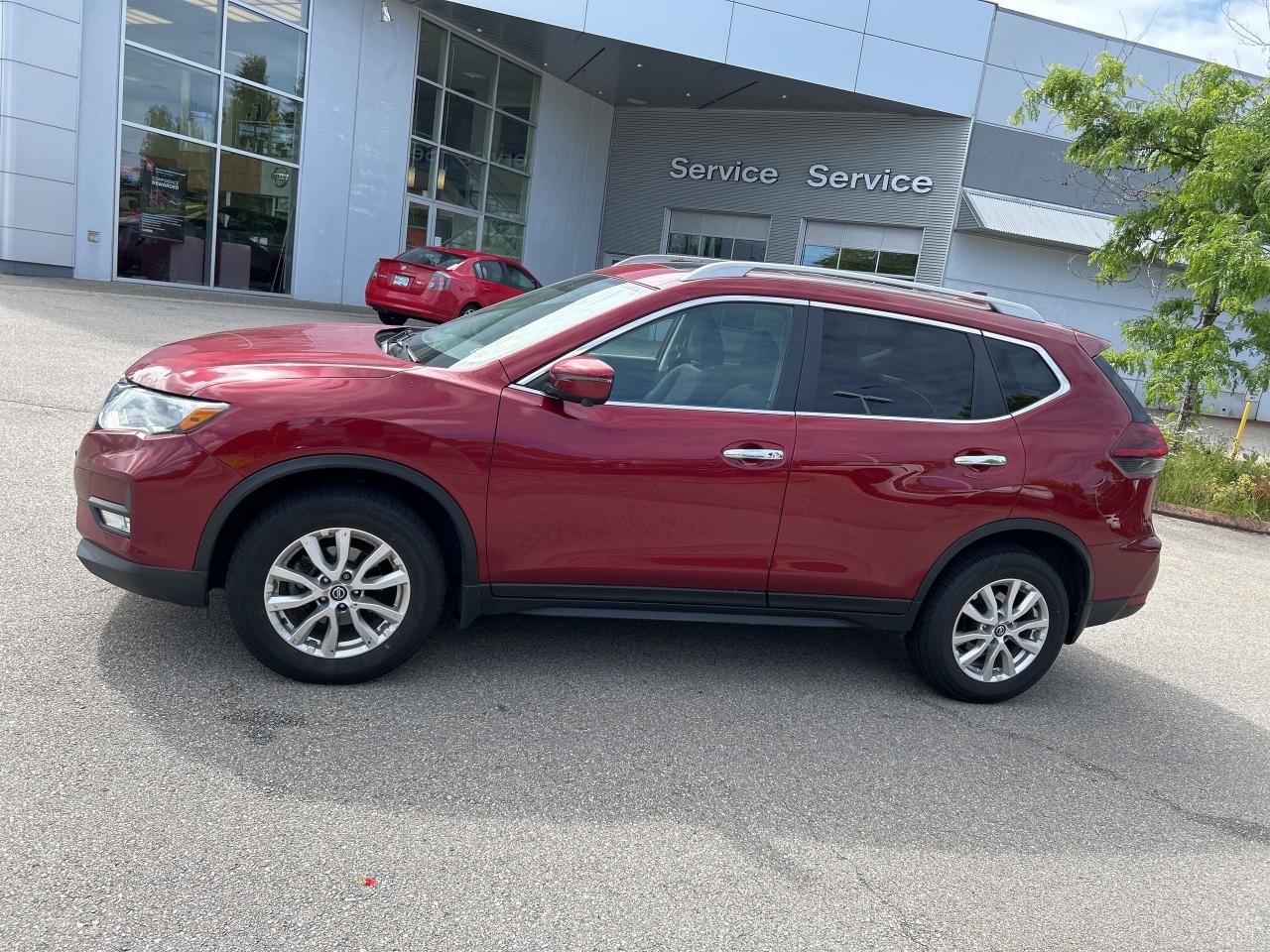 Used 2018 Nissan Rogue AWD SV for sale in Surrey, BC