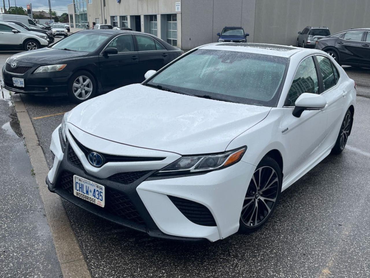 Used 2019 Toyota Camry HYBRID SE for sale in Mississauga, ON