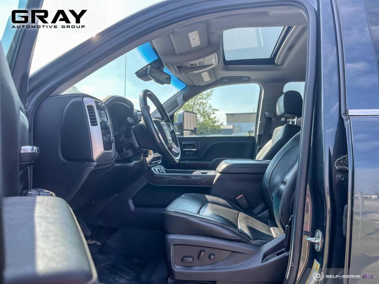 2017 GMC Sierra 1500 SLT/CREW/LOADED - Photo #12