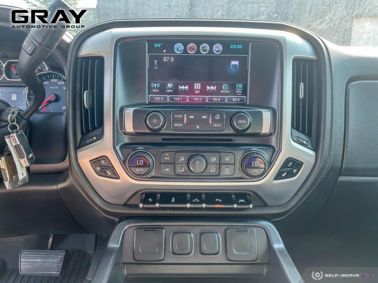 2017 GMC Sierra 1500 SLT/CREW/LOADED - Photo #13