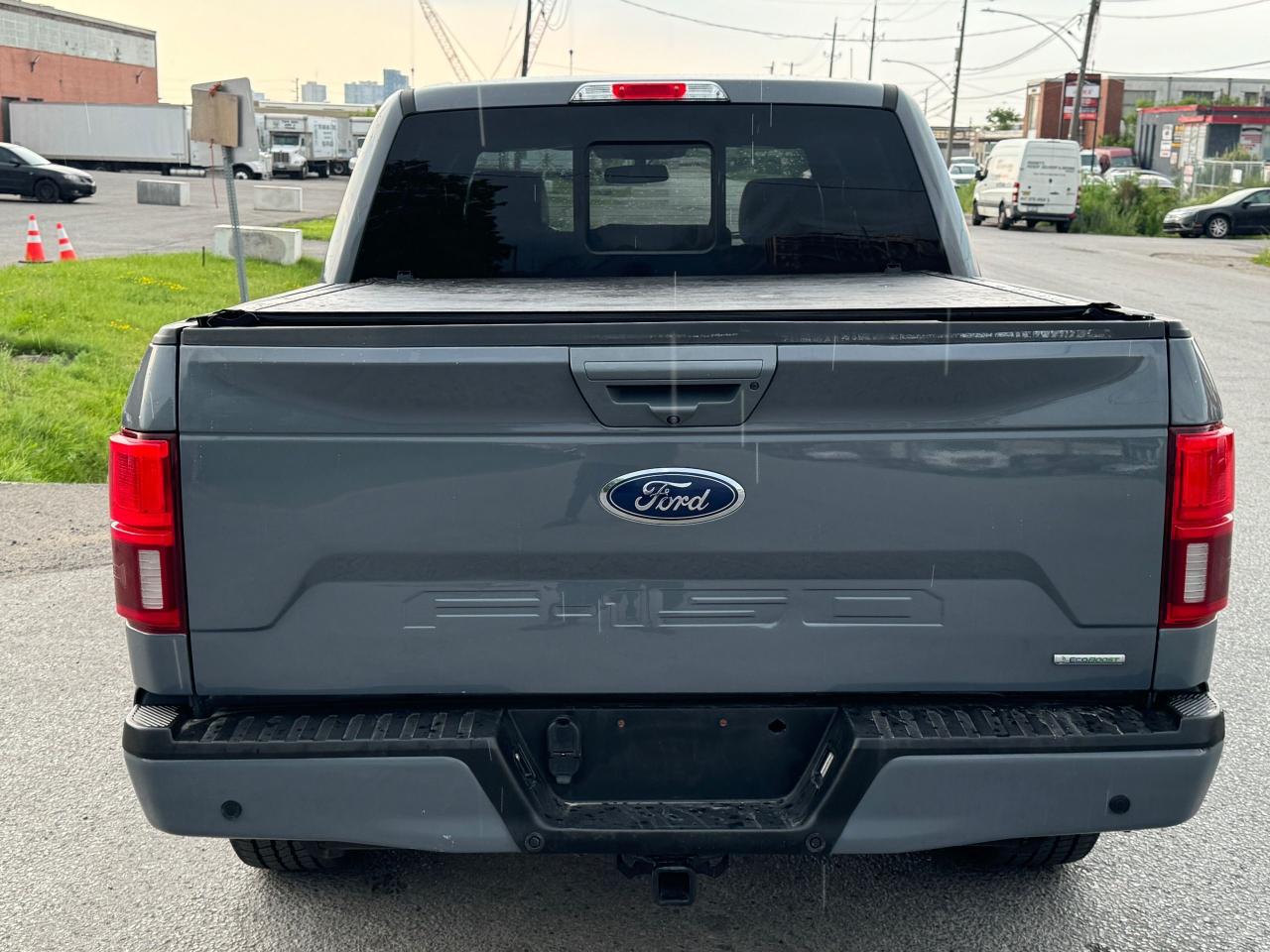 2019 Ford F-150 Lariat Photo3