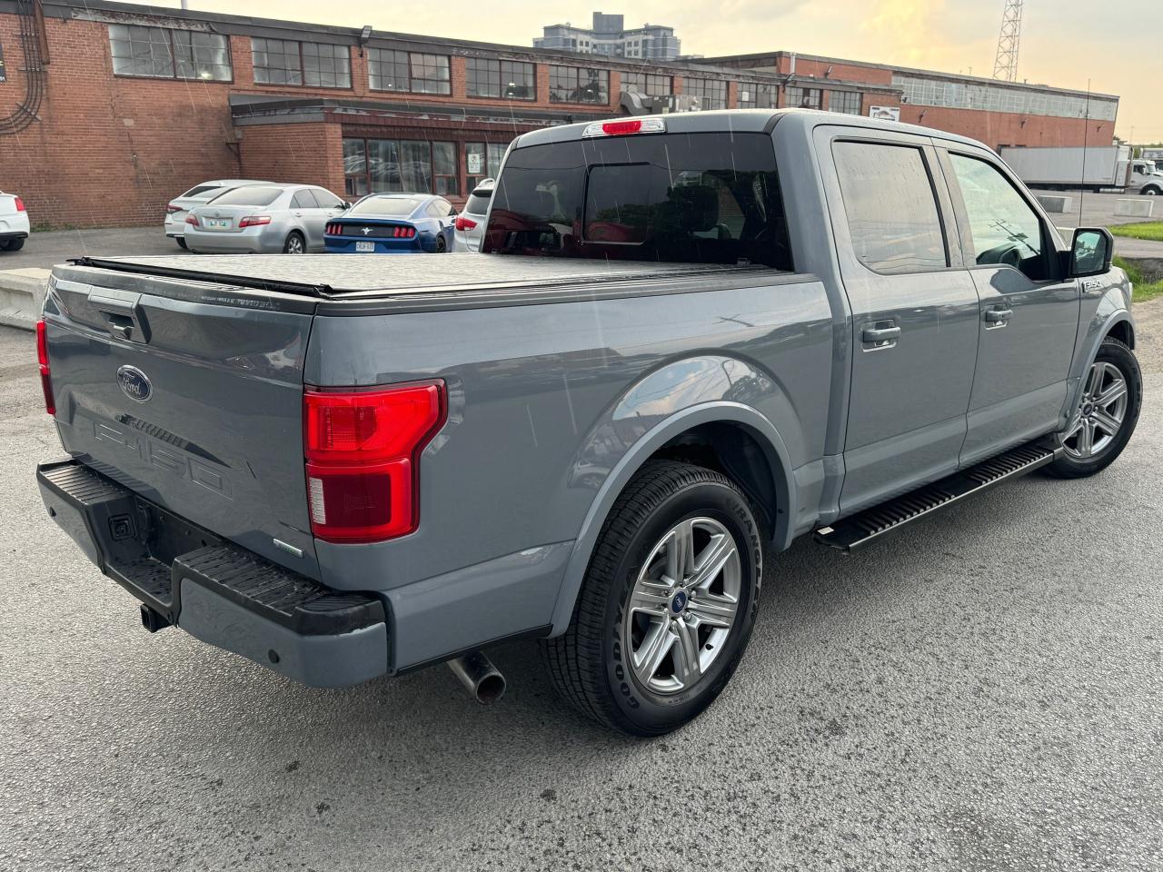 2019 Ford F-150 Lariat Photo4