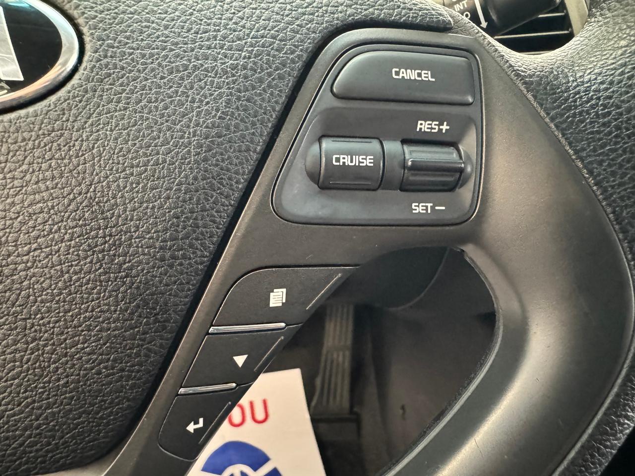 2017 Kia Forte EX+ApplePlay+Camera+Heated Seats+CLEAN CARFAX - Photo #41