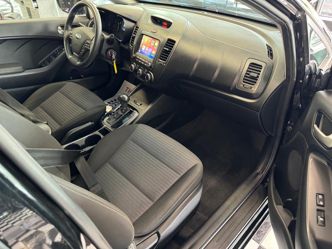 2017 Kia Forte EX+ApplePlay+Camera+Heated Seats+CLEAN CARFAX Photo78