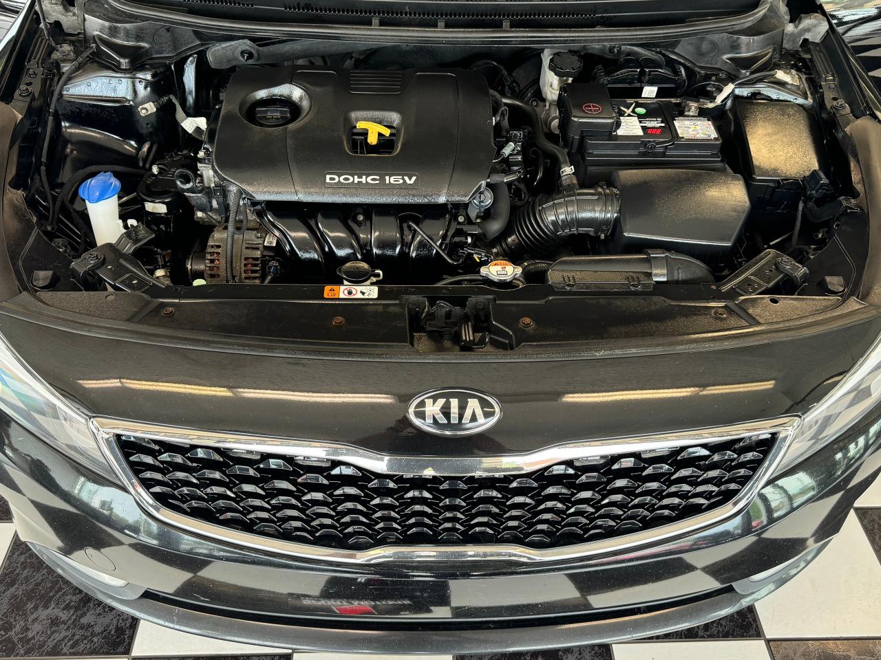 2017 Kia Forte EX+ApplePlay+Camera+Heated Seats+CLEAN CARFAX - Photo #9